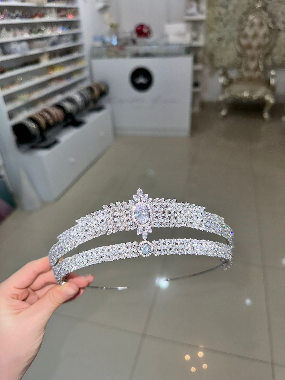 Tiara de zirconias plata