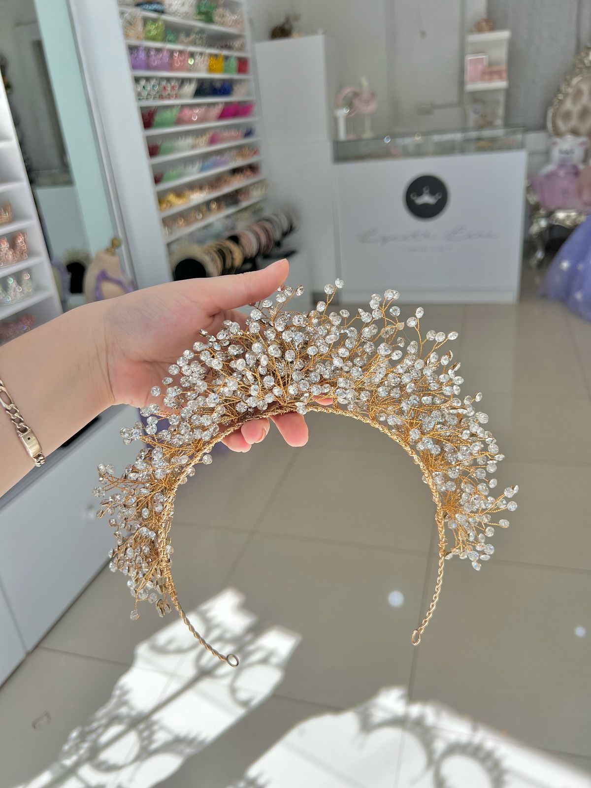 Diadema de cristal oro