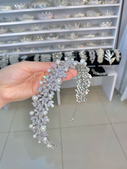 Diadema de zirconias plata